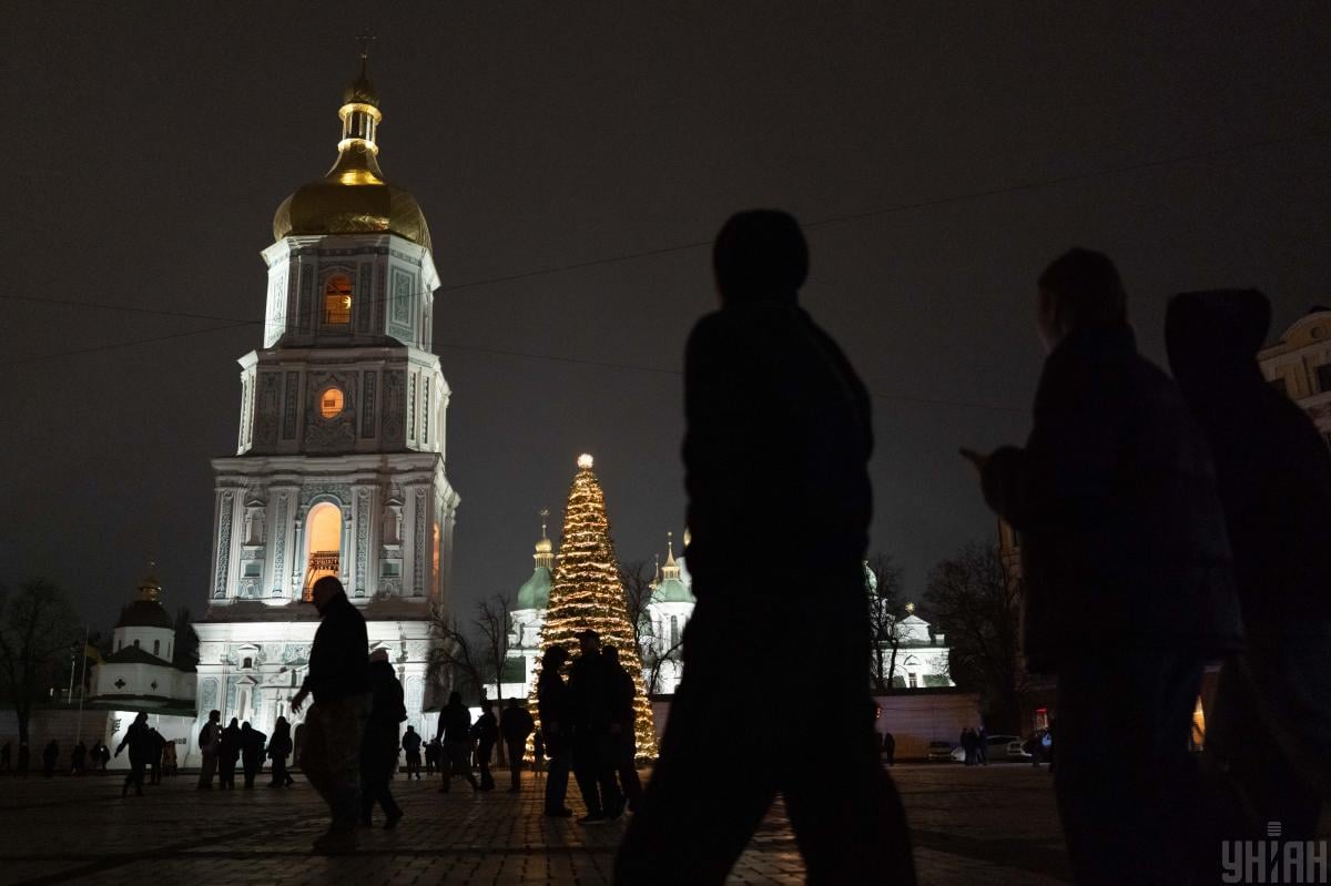 Новорічна ялинка на Софійській площі в Києві Новорічна ялинка на Софійській площі в Києві