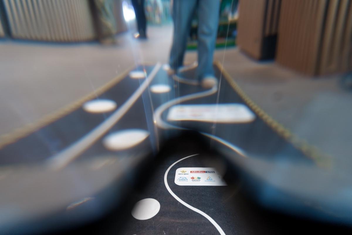 Напередодні різдвяних свят AB InBev Efes Ukraine активує соціальну кампанію 'Випив? За кермо не сідай!'