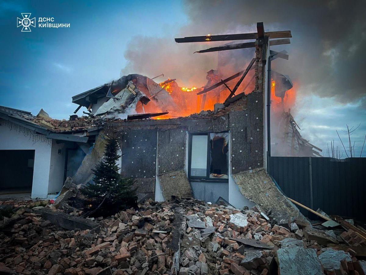 Росія атакувала Україну / фото ДСНС