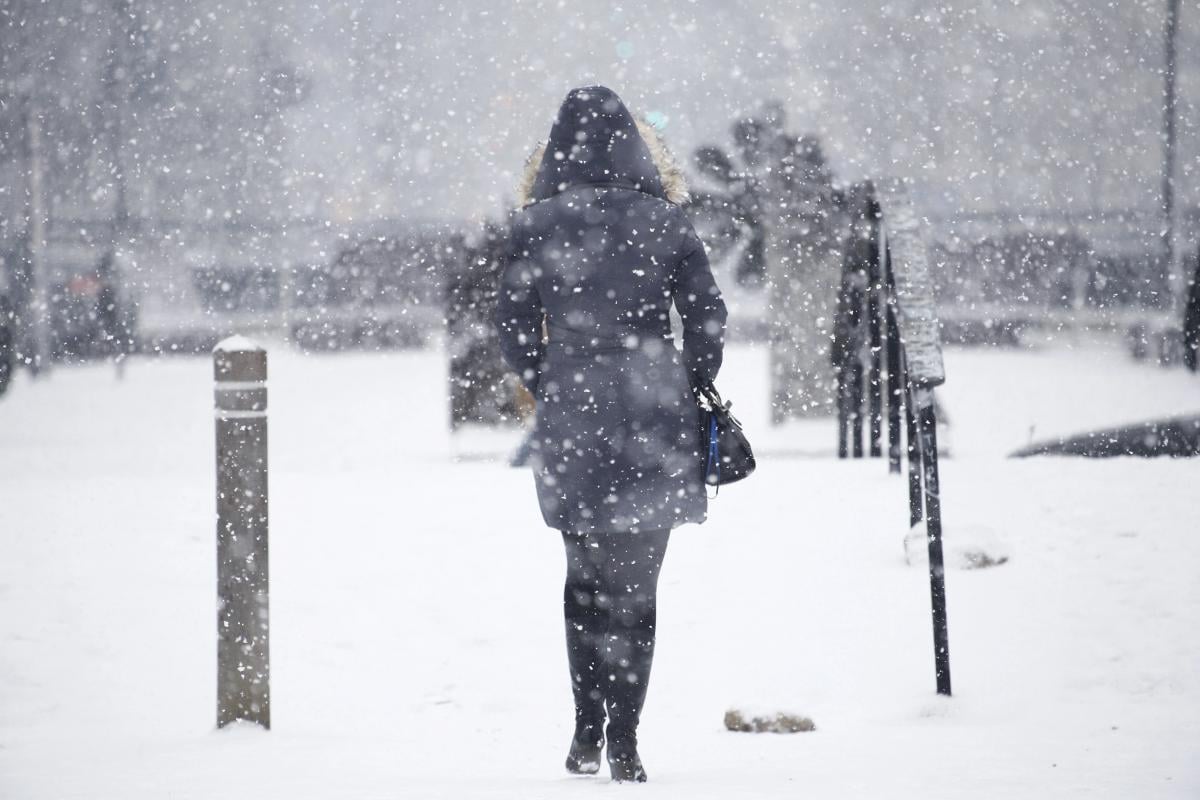 Циклон лютуватиме, але недовго: Діденко попередила про контрастну погоду в понеділок