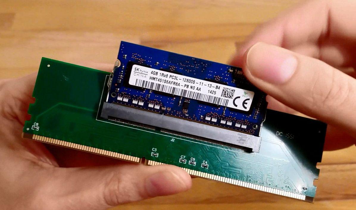 Десктопні адаптери для SO-DIMM стали хітом продажів у геймерів / фото TechPowerUp