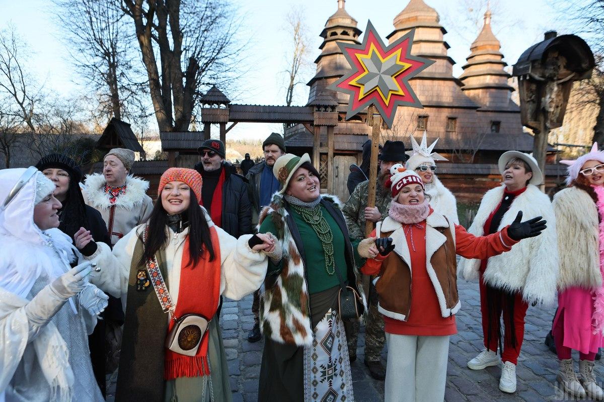 'Різдво в гаю': у Львові стартував фестиваль різдвяних традицій (фото)