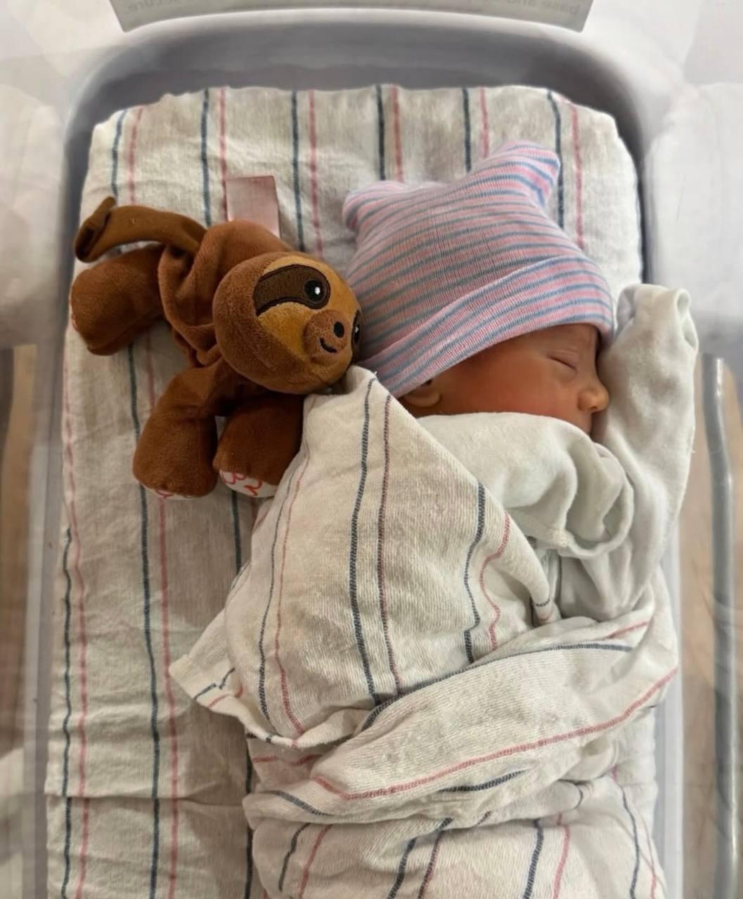 Енріке Іглесіас показав одразу чотирьох своїх дітей (фото)