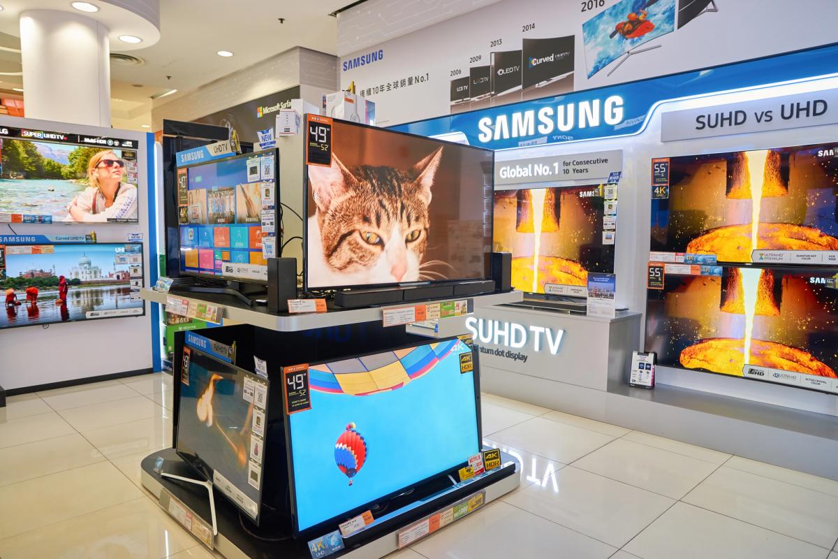 Какой бренд телевизоров лучше: выбор бюджетных пользователей/ фото ua.depositphotos.com Какой бренд телевизоров лучше: выбор бюджетных пользователей/ фото ua.depositphotos.com