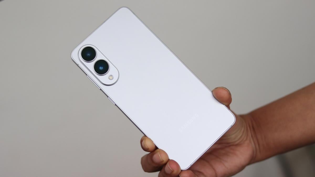 Samsung не може визначитися з ціною на Galaxy S26 через дефіцит пам'яті / фото SamMobile