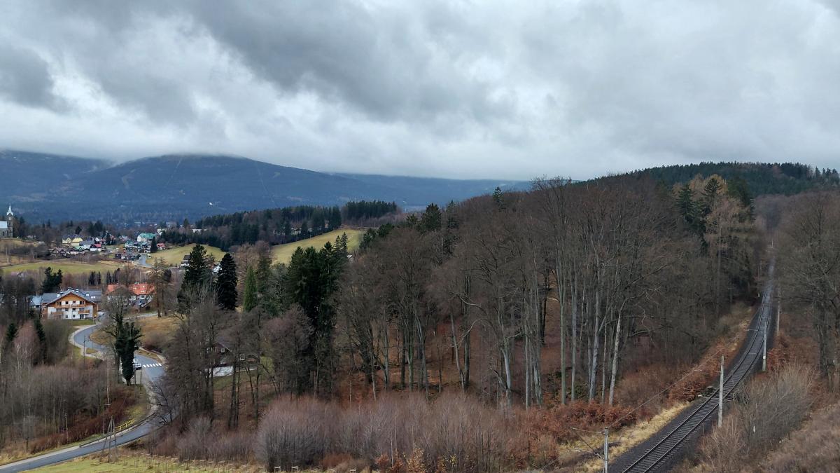Гірська Польща: містичні Карконоші, ласкаві терми та унікальні церкви Гірська Польща: містичні Карконоші, ласкаві терми та унікальні церкви