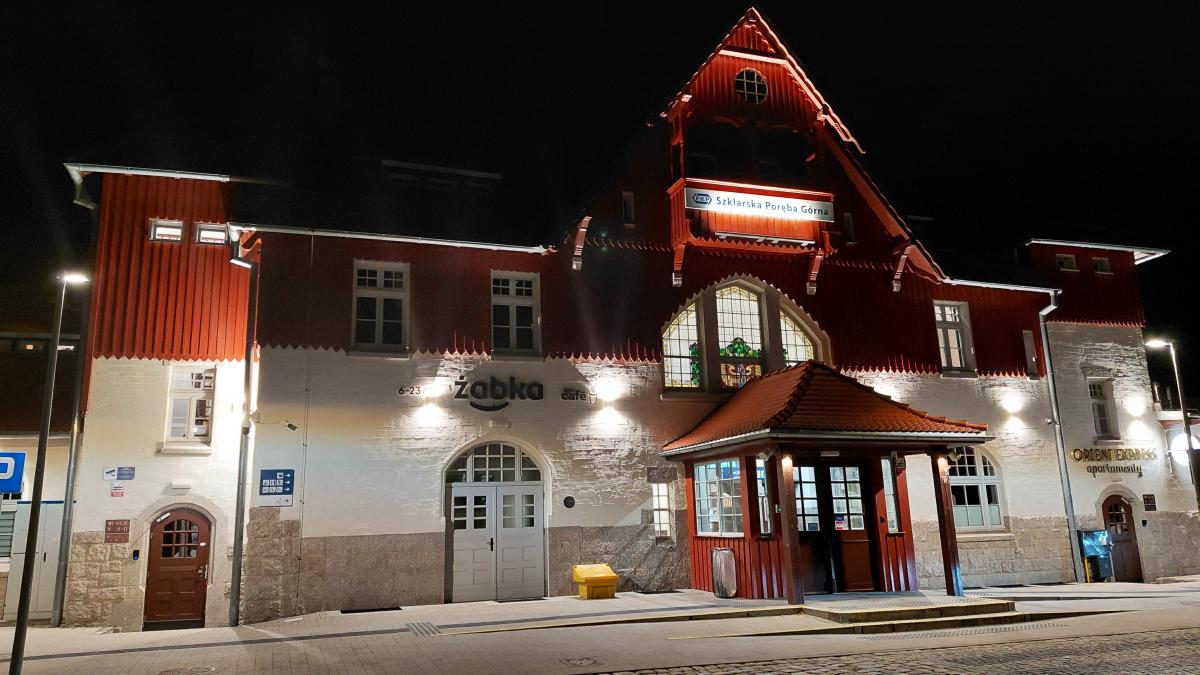 Гірська Польща: містичні Карконоші, ласкаві терми та унікальні церкви Гірська Польща: містичні Карконоші, ласкаві терми та унікальні церкви