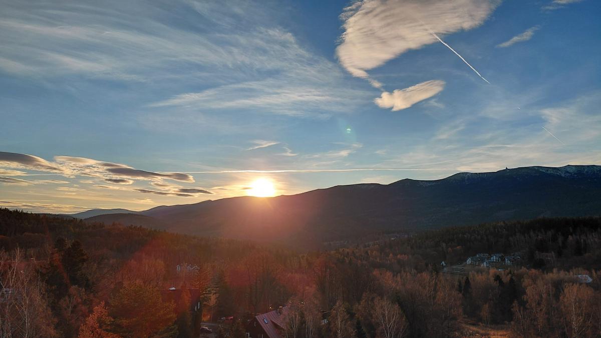 Гірська Польща: містичні Карконоші, ласкаві терми та унікальні церкви Гірська Польща: містичні Карконоші, ласкаві терми та унікальні церкви