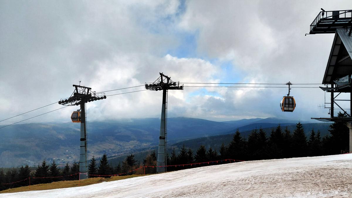 Гірська Польща: містичні Карконоші, ласкаві терми та унікальні церкви Гірська Польща: містичні Карконоші, ласкаві терми та унікальні церкви