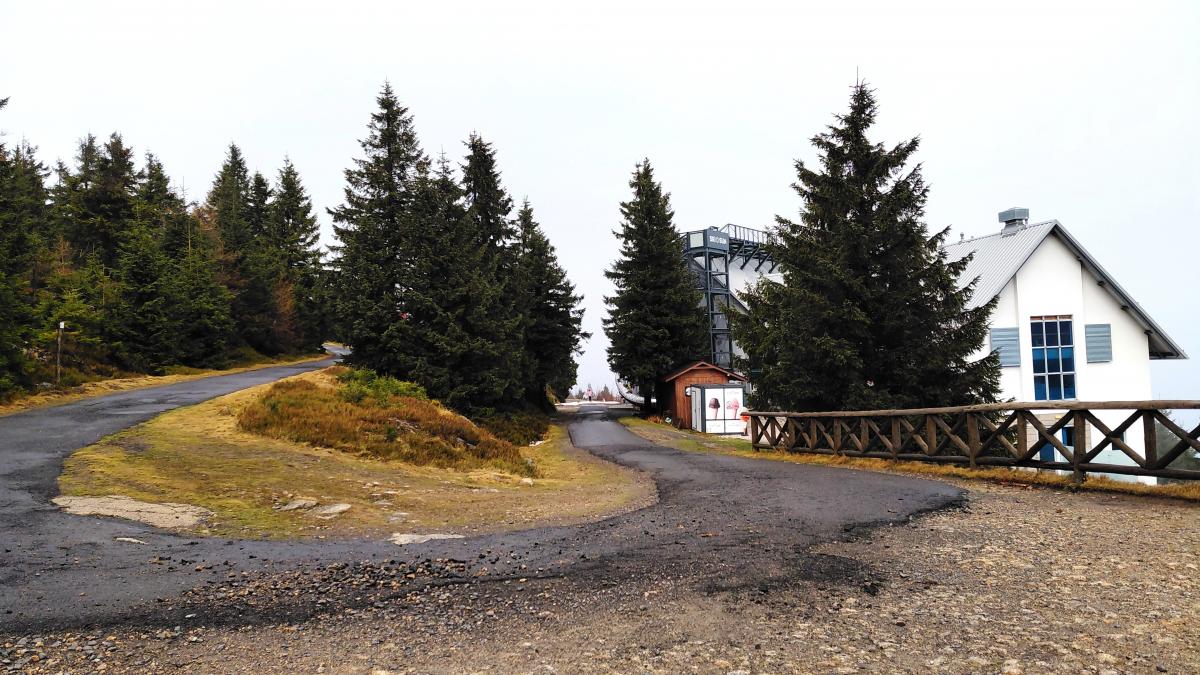 Гірська Польща: містичні Карконоші, ласкаві терми та унікальні церкви Гірська Польща: містичні Карконоші, ласкаві терми та унікальні церкви