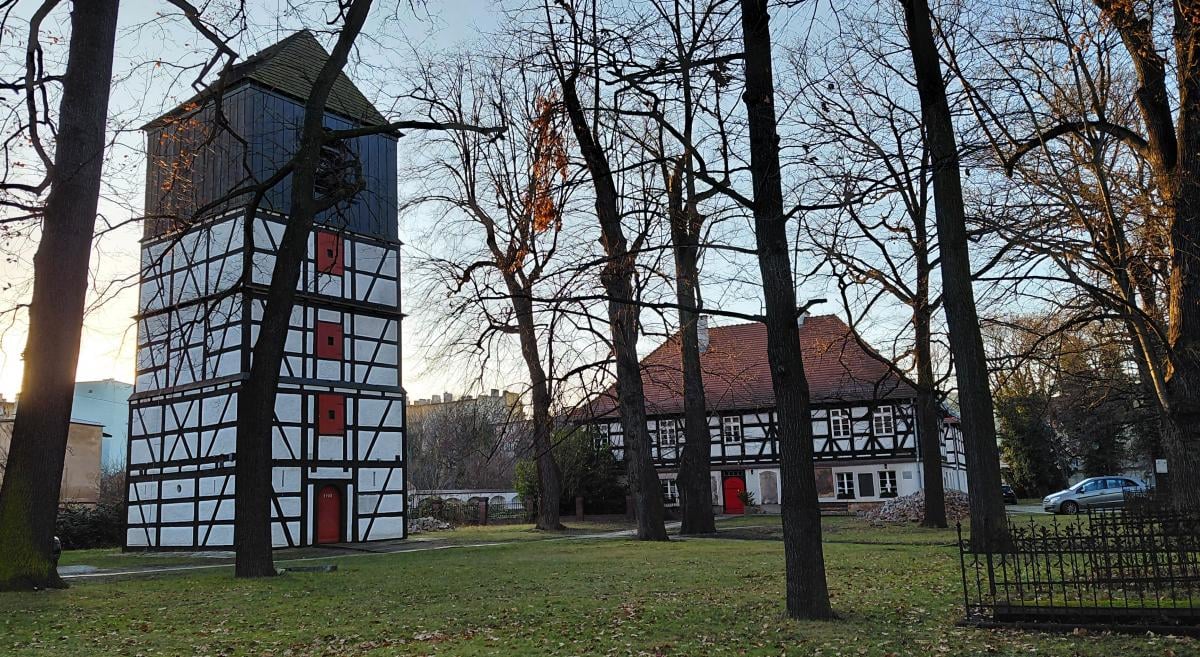 Гірська Польща: містичні Карконоші, ласкаві терми та унікальні церкви Гірська Польща: містичні Карконоші, ласкаві терми та унікальні церкви