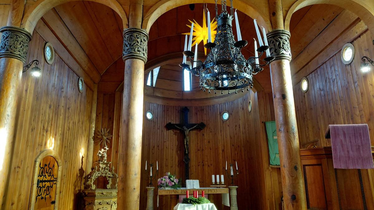 Гірська Польща: містичні Карконоші, ласкаві терми та унікальні церкви Гірська Польща: містичні Карконоші, ласкаві терми та унікальні церкви