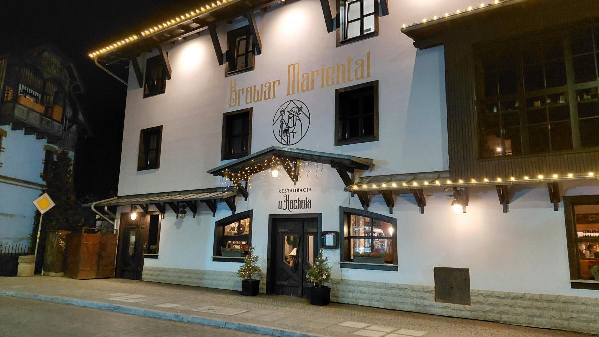 Гірська Польща: містичні Карконоші, ласкаві терми та унікальні церкви Гірська Польща: містичні Карконоші, ласкаві терми та унікальні церкви