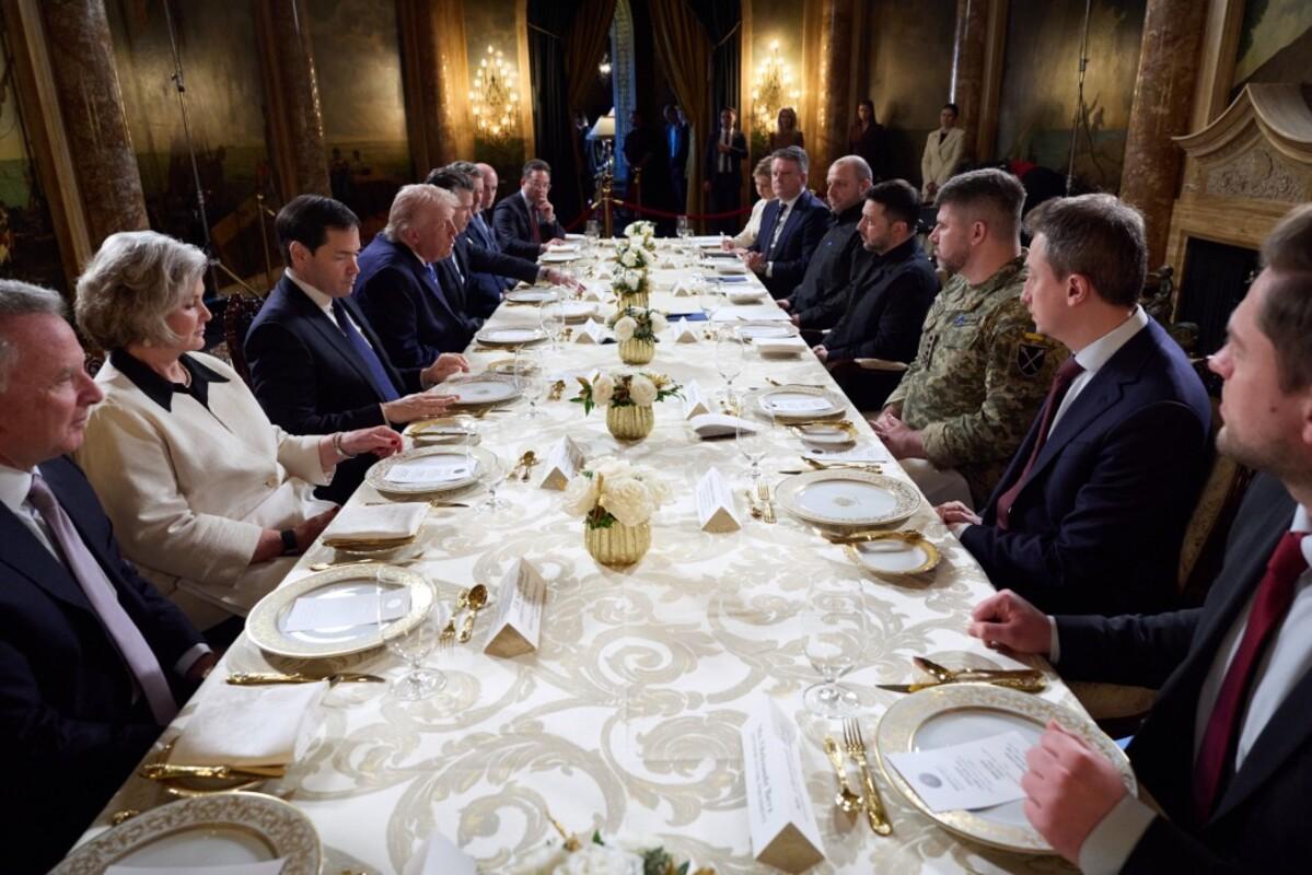 Европейские лидеры советовали Зеленскому быть осторожным с Трампом, - Der Spiegel Европейские лидеры советовали Зеленскому быть осторожным с Трампом, - Der Spiegel