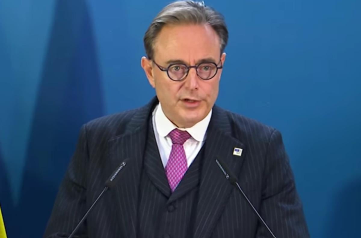 Putin is ready to lead his people to the slaughterhouse, but he cannot lose the war - the Prime Minister of Belgium