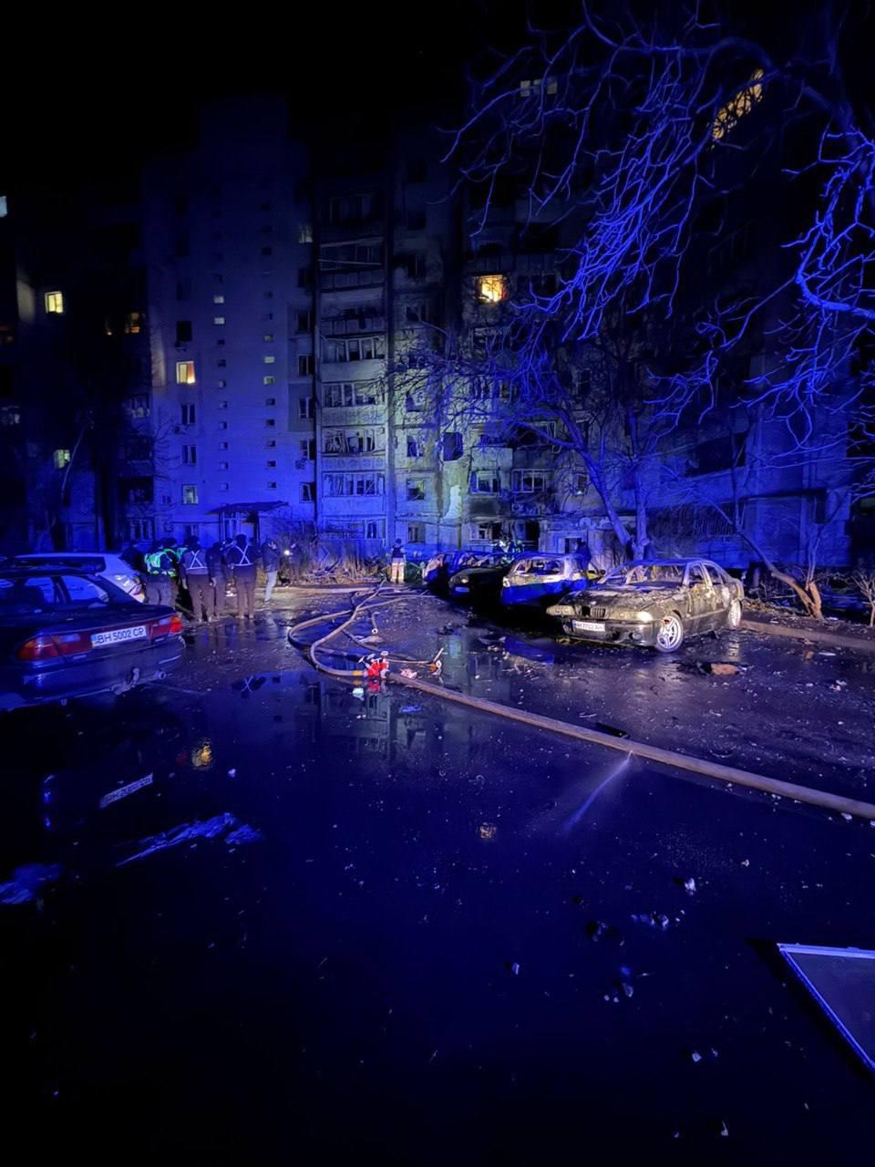 РФ завдала масованого удару по Одесі: є поранені, серед них - троє дітей (фото)