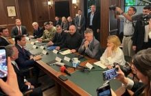 В сети показали "обеспокоенного" Кислицу на переговорах в США: дипломат ответил (фото)