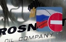 Санкции бьют по "Роснефти": прибыли нефтяного гиганта обвалились
