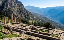 В руинах древнегреческого города нашли 2400-летний горшок с золотом: кто его мог спрятать