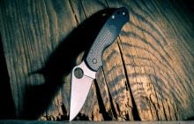 Почему в лезвиях некоторых ножей есть отверстие: ответ на удивление простой