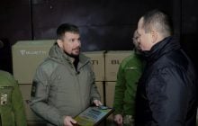 Палатный: Бойцы 117 бригады ТрО получили зарядные станции и противодроновые сеткометы от "Украинской команды"