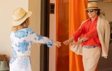 "Найбагатша жінка світу": огляд яскравої драмеді на основі божевільної історії, що шокувала Францію