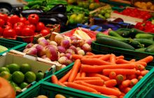 Картофель, капуста и яблоки подорожали: как изменились цены на овощи и фрукты в Украине