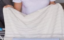 Як висушити білизну в холодній квартирі: трюк, який врятує ваші простирадла від вогкості