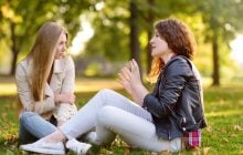 Чому ви вибачаєтеся, навіть якщо не винні: психолог назвав чотири основні причини