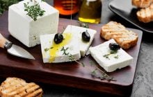 Что будет, если есть сыр фета каждый день: главные последствия для организма