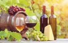 Червоне проти білого: дієтологи розповіли, яке вино краще вживати