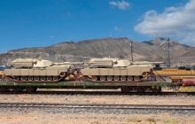 США розучились робити вагони-платформи під міжконтинентальну балістику і "Абрамси", - ЗМІ