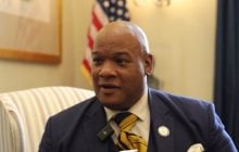 Наближений до Трампа пастор Бернс висловився про корупцію в Україні та жінку-президента