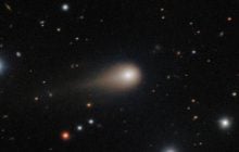 Величезна загадкова комета пролетіла повз Землю: вчені помітили дещо незвичайне