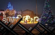 (Не) святкова атмосфера: як зустрічатимуть Новий рік у наближених до фронту містах