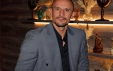 Цымбалюк рассказал о реакции родителей на его участие в шоу "Холостяк"