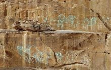 Вчені виявили найдавніші наскельні малюнки, які слугували картою для пошуку води