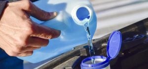 Как сделать зимнюю омывайку для машины своими руками: нужны 3 ингредиента