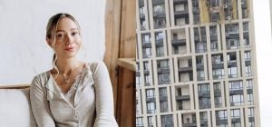 Жена Виктора Павлика рассказала о "прилете" в их ЖК в столице (фото)