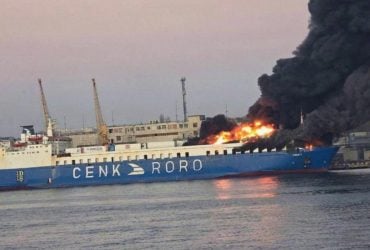 РФ атакувала Одещину: повідомляється про пожежу на цивільному судні