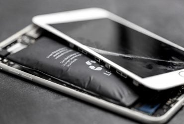 Експерт пояснив, як запобігти здуванню батареї і що робити, якщо це вже сталося