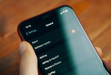 Користувачів iPhone просять терміново оновити iOS: існує загроза безпеці