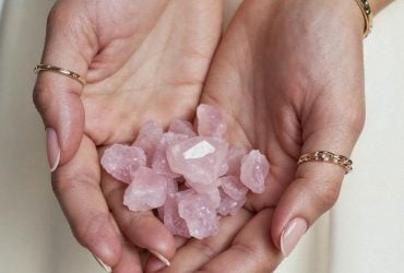 Особистий камінь-оберіг за знаком Зодіаку: що носити для захисту і удачі