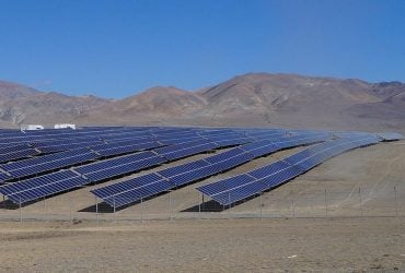 В Китаї сонячна електростанція розбудила пустелю, - вчені