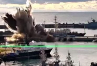 РФ повністю перекрила вхід до стоянки військових кораблів у Новоросійську після удару СБУ