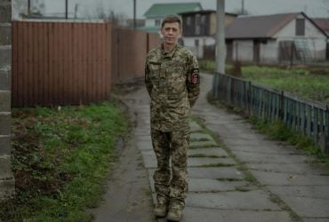 Ледве йшли, але не зупинялись: український сержант тримав позицію 472 дні