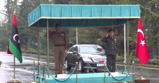 В Туреччині розбився літак з начальником Генштабу Лівії