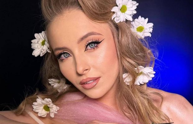 Популярна українська акторка відповіла на чутки про третю вагітність