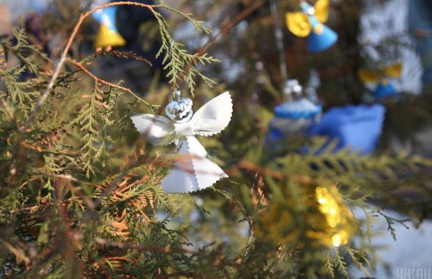 Як зберегти аромат новорічної ялинки надовго: неочікувані поради експертів