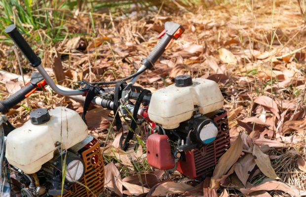 Чи зливати бензин з газонокосарки на зиму: експерти дали остаточну відповідь